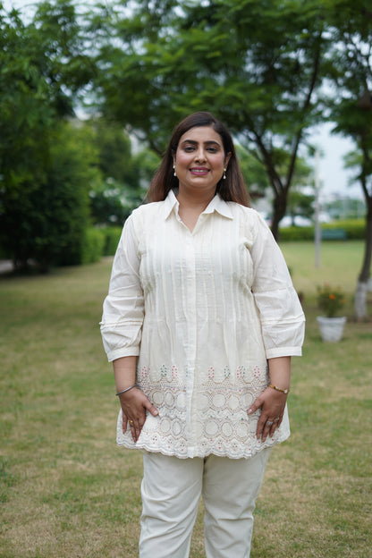 Off white collored cotton